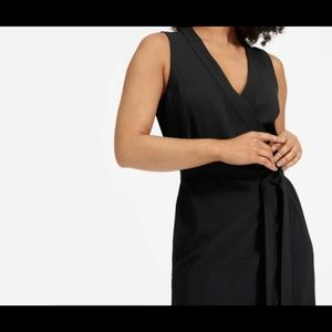 The Japanese GoWeave Sleeveless Wrap Dress Black size 8